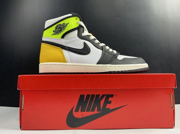 Bmlin AIR 555088-118 RETRO GOLD' 1 HIGH JORDAN 'VOLT OG 0701